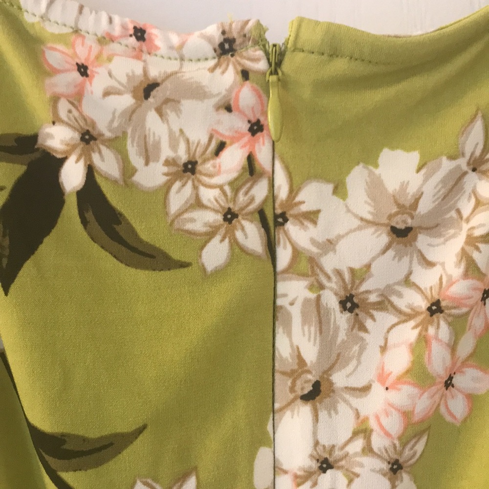 Dress - Picture 4 of 4